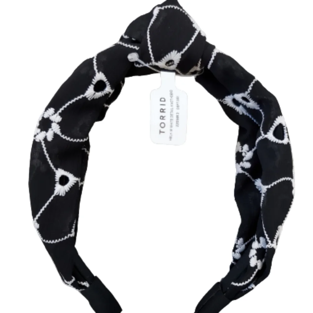 Torrid embroidered knot headband, black